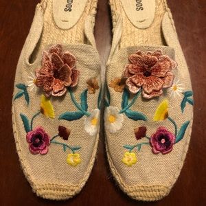 Soludos floral espadrille boho slip on flat shoes size 7.5 NWOT
